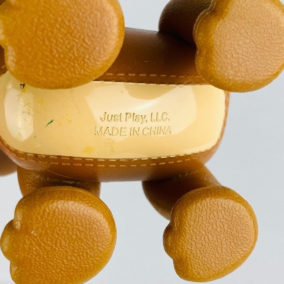 Disney Junior Jr Posable Jointed Findo Pet Vet Dog Doc McStuffins Just Play - Picture 9 of 9